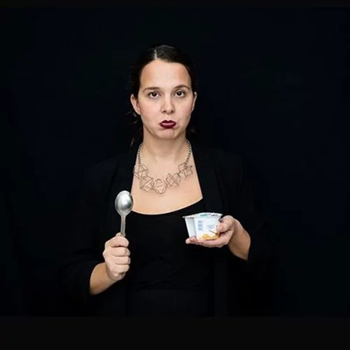 Έφαγε το παιδί ληγμένο γιαούρτι! Τώρα, τι κάνουμε;