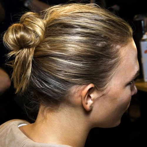 Αυτές είναι οι πιο hot τάσεις ομορφιάς για το 2017 (εννοείται και το τατουάζ φρυδιών!)