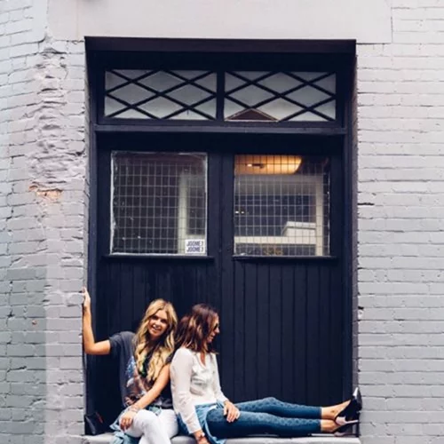 Πως θα κάνεις εύκολα νέους φίλους, με συμβουλές ειδικών!