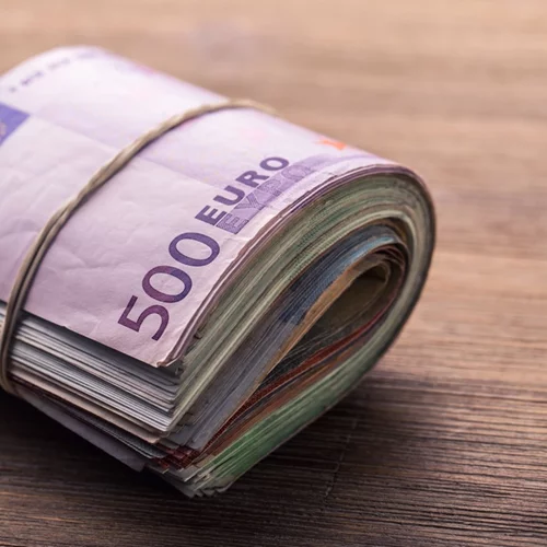 Δες πώς θα βγάλεις (πάρα πολλά) χρήματα στη ζωή σου