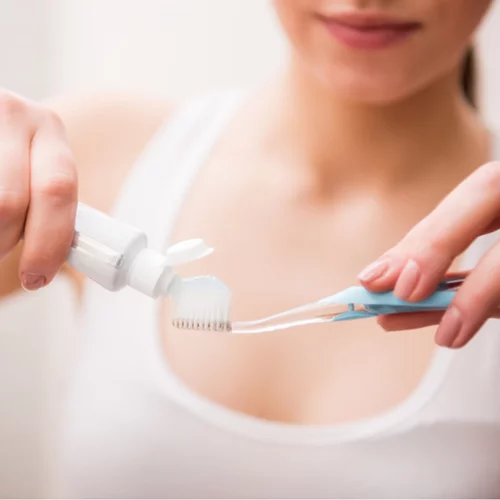 E171: Η πρόσθετη χημική ουσία σε οδοντόπαστες και τρόφιμα που μπορεί να αυξάνει τον κίνδυνο καρκίνου