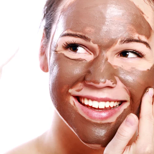 Σοκολάτα στο πρόσωπο; Αυτή η blogger κάνει μάσκα... Nutella