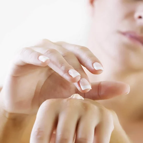 Βρήκαμε την ιδανική κρέμα χεριών ανάλογα με τις ανάγκες σου