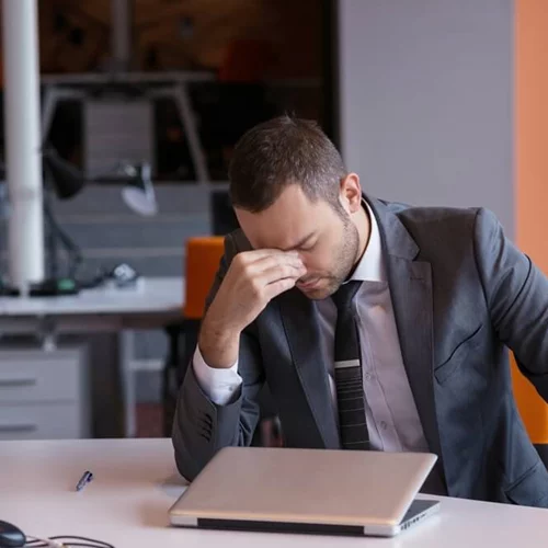 Άγχος και πεσμένη απόδοση στο γραφείο; Δες τι πρέπει να κάνεις