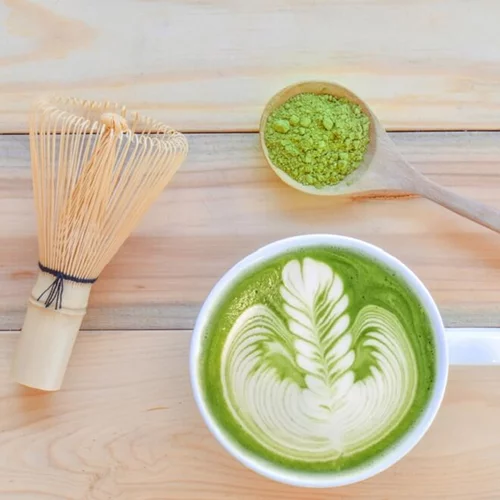 Matcha latte: H συνταγή της της Jessica Alba ή τσάι μάτσα όπως το φτιάχνει η Κατερίνα Καινούργιου
