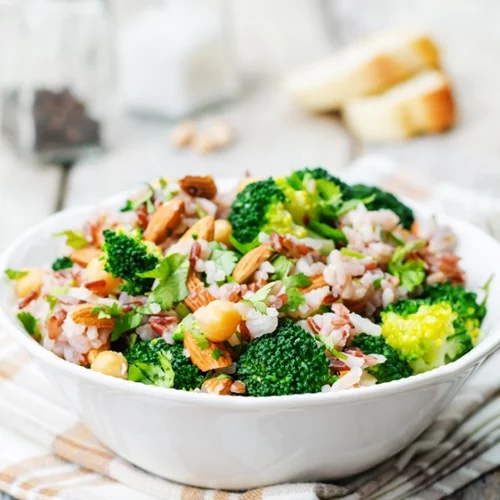 Νηστεία για αδυνάτισμα: Διαιτολόγιο 7 ημερών για απώλεια βάρους και αποτοξίνωση