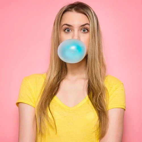 Τι θα συμβεί στο στομάχι σου αν καταπιείς την τσίχλα σου;