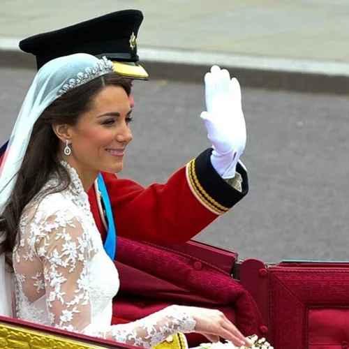 Όλα του γάμου δύσκολα! 8 πράγματα που δεν ήξερες για το γάμο με κάποιο μέλος της Βρετανικής Βασιλικής Οικογένειας