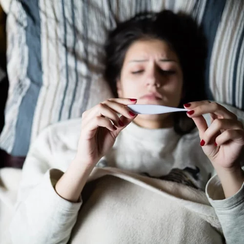 Να πώς νικούν το κρυολόγημα οι γιατροί: Το πλάνο 5 ημερών βήμα βήμα