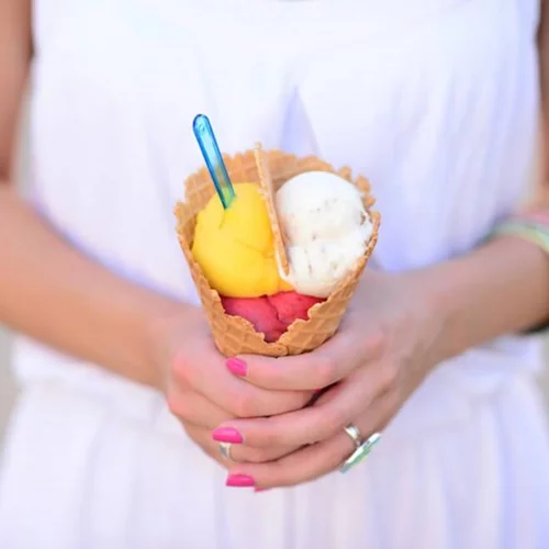 Πώς θα χάσεις γρήγορα το λίπος; Μόνο 3 γεύματα, πολύ νερό, πολλή πρωτεΐνη και 40 λεπτά τρέξιμο λέει η ειδικός