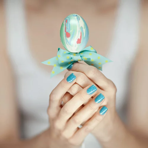 Πασχαλινά σχέδια για νύχια: 10+1 ιδέες που μπορείς να κάνεις το Πάσχα