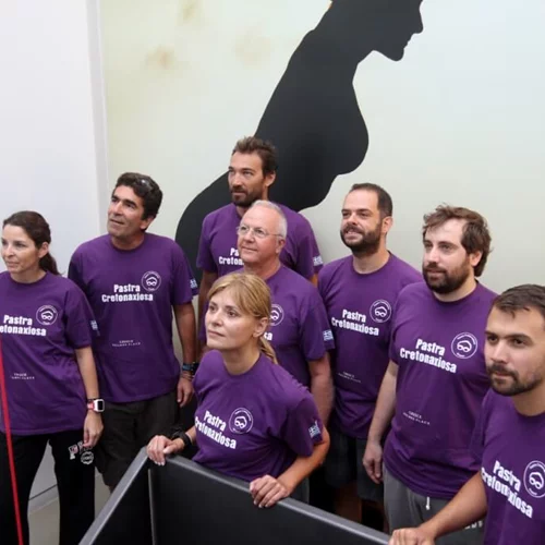 Η Pastra Cretonaxiosa κολυμπάει Κύθηρα – Αντικύθηρα!