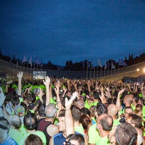 Έλα στο Lighting Up Athens, τον πιο συναρπαστικό αγώνα δρόμου!