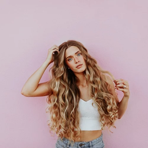 2 σπιτικές θεραπείες για απαλά μαλλιά το καλοκαίρι