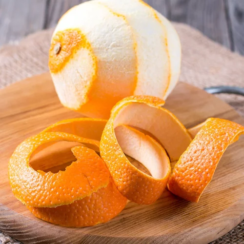 Γιατί δεν πρέπει να πετάς τη φλούδα των φρούτων και τα κοτσάνια των λαχανικών