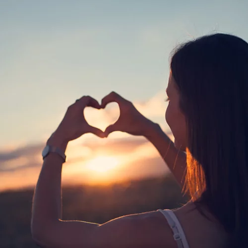 Μπορείς να ακούς την καρδιά σου να χτυπά; Να τι δείχνει για σένα αυτή η ικανότητα!