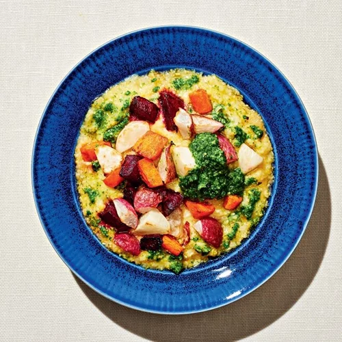 Χυλός με ψητά λαχανικά και πέστο