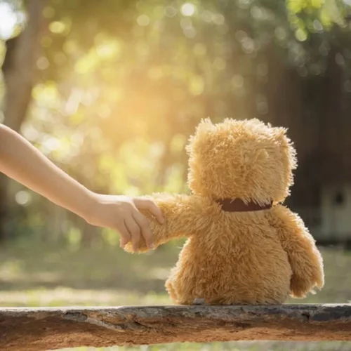 Έρευνα συνδέει τον πυρετό στις εγκύους με τον αυτισμό στα παιδιά