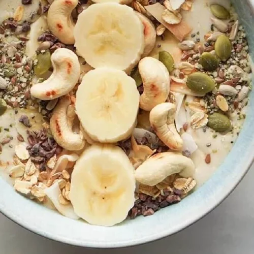 Το πιο γευστικό smoothie bowl με μπανάνα και φυστικοβούτυρο