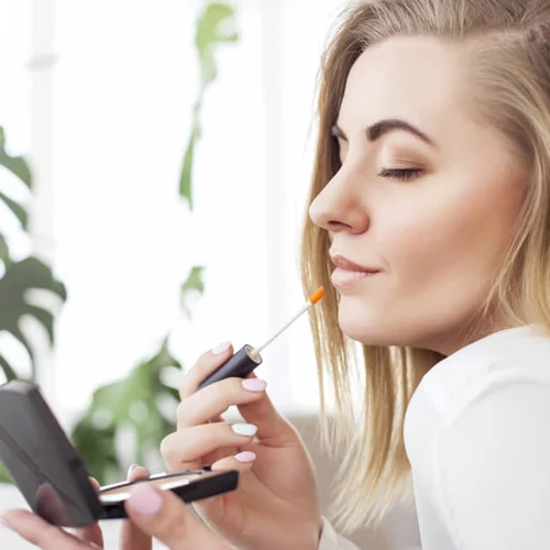 3 βασικά μυστικά μακιγιάζ για μια εκπληκτική εμφάνιση