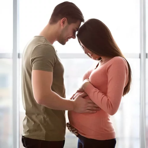 Οι προσπάθειες για εξωσωματική ΔΕΝ αυξάνουν τον κίνδυνο διαζυγίου