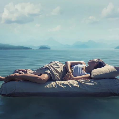 Πόσες ώρες ύπνου ανά ηλικία χρειαζόμαστε; Από 3 μηνών έως 65+ ετών ιδού το πρόγραμμα ύπνου που πρέπει να κάνεις