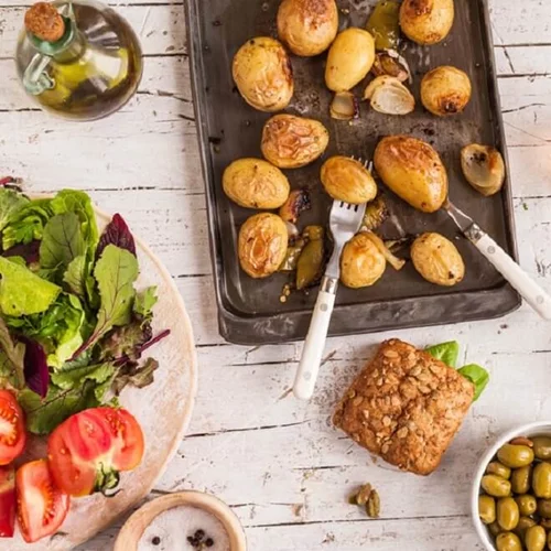 Τι είναι η λαρυγγοφαρυγγική παλινδρόμηση και ποιες τροφές μειώνουν τα συμπτώματα