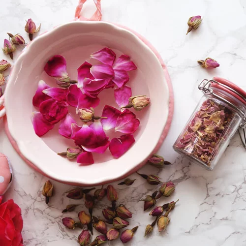 Ανθόνερα: Ξέρεις πώς να τα χρησιμοποιείς;