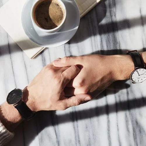 4 ερωτήματα για εσένα που έχεις ελεύθερη σχέση