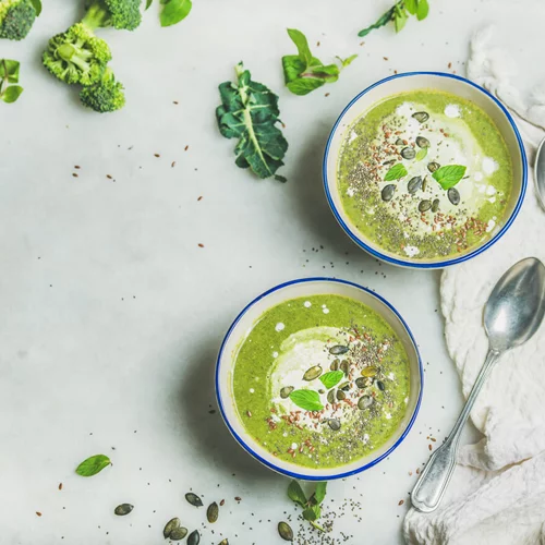 Η σούπα γκρέιπφρουτ - αβοκάντο από την Ευμορφία Σαββαΐδη