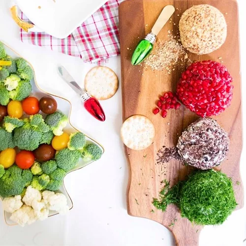 Χριστουγεννιάτικες μπάλες τυριού με ρόδι, αμύγδαλα ή κράνμπερι ή άνηθο με υπογραφή διαιτολόγου!