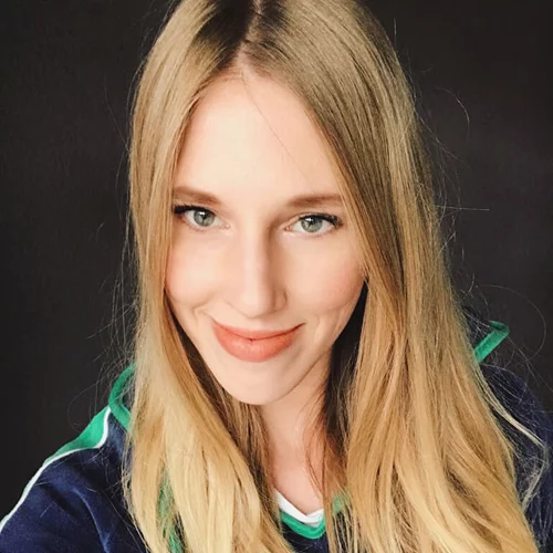 Monika Kwiecien: «Ένας σχεδιαστής μου είπε ότι είμαι πολύ αδύνατη, ενώ ο άλλος ήθελε να χάσω κιλά»