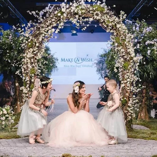 Οι δύο μικρές νεράιδες του Yes-I–Do Catwalk που με συγκίνησαν