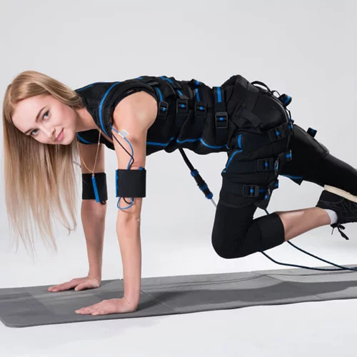 Δοκιμάσαμε προπόνηση EMS: 20 λεπτά την εβδομάδα και καλύπτεις την ανάγκη για άσκηση ενδυνάμωσης;