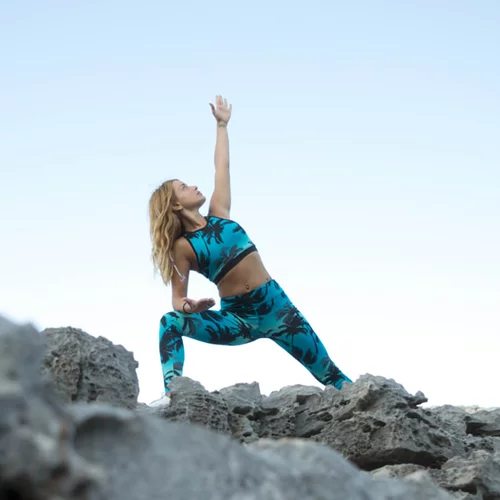 #ShapePeople: Η Αλεξάνδρα Ρίζου μοιράζεται μαζί μας την αγάπη της για τη yoga