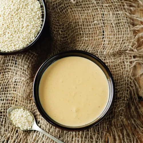 Το ταχίνι αλλιώς: Σε ντιπ με γιαούρτι, σε άλειμμα με αβοκάντο και σε σος με λεμόνι!