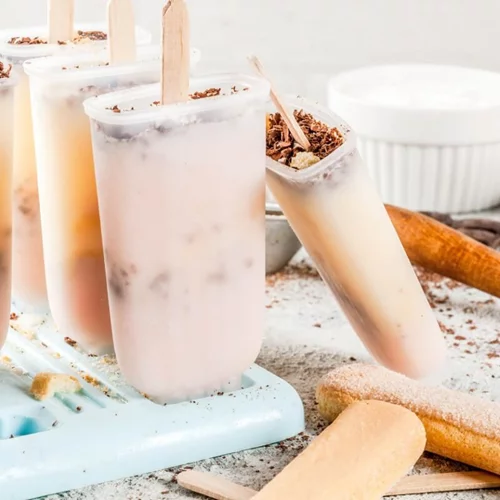 Shape Tested: Φτιάξαμε παγωτό ξυλάκι cookies and cream με 93 θερμίδες με συνταγή της διαιτολόγου!