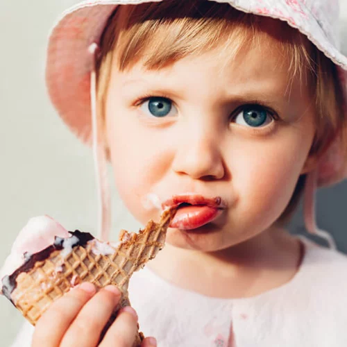 Υγιεινό παγωτό σοκολάτα μπανάνα χωρίς ζάχαρη και μάφιν σοκολάτας με σπανάκι για τα παιδιά και όχι μόνο!