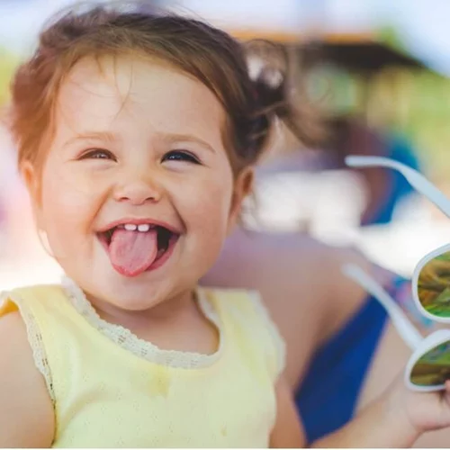 Διφθερίτιδα: Τα συμπτώματα της νόσου, πώς μεταδίδεται και το εμβόλιο