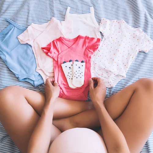 Αγορές για το νεογέννητο: Η πρώτη σου λίστα - τα «ναι» και τα «όχι» για να κάνεις τις σωστές αγορές