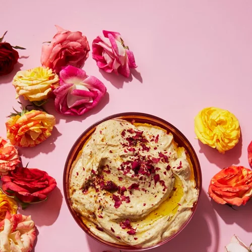 Φτιάξαμε χούμους από φάβα με μπαχαρικά και είναι το τέλειο ντιπ για κάθε γεύμα