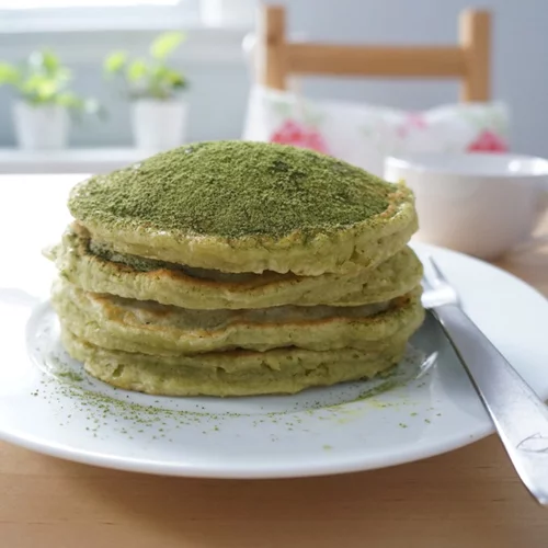 Pancakes με τσάι matcha: Η τέλεια συνταγή για το πρωινό σου