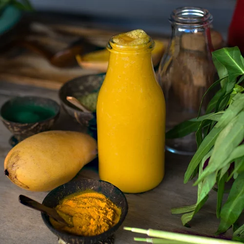 Σμούθι με μάνγκο: 5 συνδυασμοί για να δοκιμάσεις τώρα