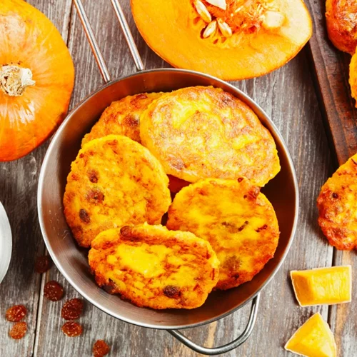 Φτιάξαμε pancakes με κίτρινη κολοκύθα: Είναι αυτό το τέλειο απογευματινό σνακ;