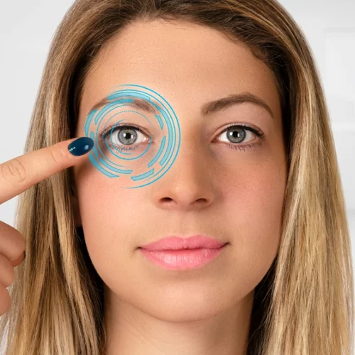 Έχεις φαγούρα στα μάτια; Τα νιώθεις ξηρά; Μάθε τα 10 πιθανά αίτια για την ξηροφθαλμία