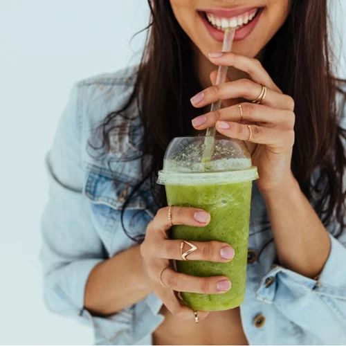 Smoothie με τσάι matcha και πεπόνι: Γέμισε ενέργεια με το πιο υγιεινό ρόφημα