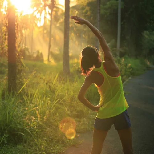 Γνωρίζεις ότι η αγκυλοποιητική σπονδυλαρθρίτιδα «χτυπάει» εφήβους και νέους ανθρώπους;