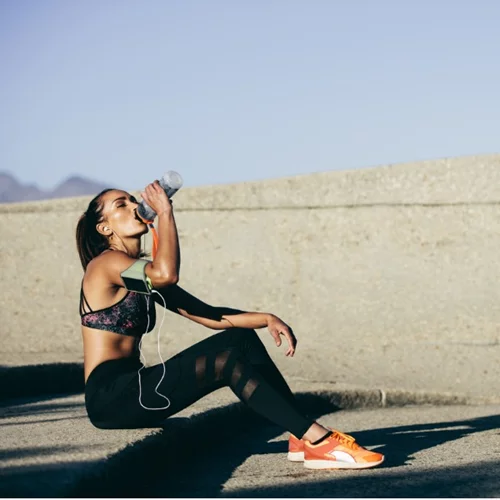 Φυσικό Μεταλλικό Νερό ΑΥΡΑ: Και φέτος, ο επίσημος χορηγός του Αυθεντικού Μαραθωνίου Αθήνας