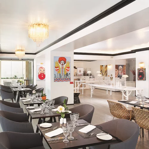 Ψάχνεις το τέλειο χριστουγεννιάτικο πάρτι; Έλα στο Pallas Athena