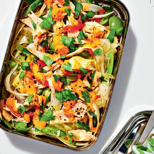 Ισπανική τονοσαλάτα: Η νόστιμη και έθνικ συνταγή για το ταπεράκι στο γραφείο